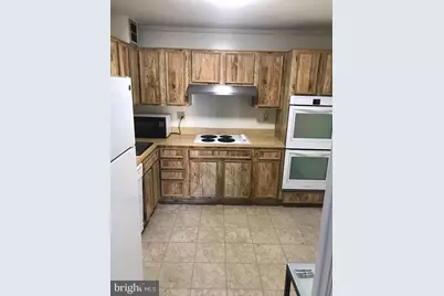 8350 Greensboro Drive #402, McLean, VA 22102 - Photo 3