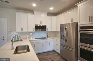 238 Van Buren St, Herndon, VA 20170 - Photo 3