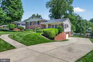 8024 Garlot Dr, Annandale, VA 22003 - Photo 47