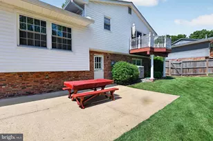 8024 Garlot Dr, Annandale, VA 22003 - Photo 45