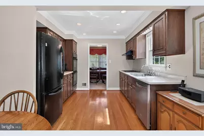 8024 Garlot Drive, Annandale, VA 22003 - Photo 11