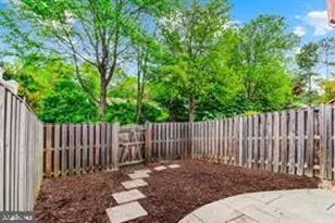 6240 Walkers Croft Way, Alexandria, VA 22315 - Photo 3