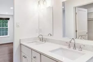 1413 Bayshire Ln, Herndon, VA 20170 - Photo 25