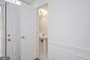 6335 Summer Moon Ln, Alexandria, VA 22312 - Photo 17