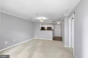 5565 Seminary Rd, Falls Church, VA 22041 - Photo 9