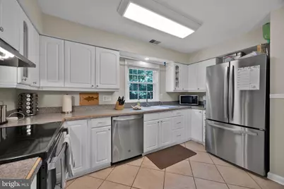 2465 Windbreak Drive, Alexandria, VA 22306 - Photo 17