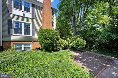 2465 Windbreak Drive, Alexandria, VA 22306 - Photo 5