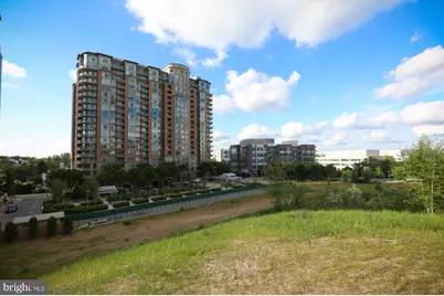 8220 Crestwood Heights Drive #1504, McLean, VA 22102 - Photo 11