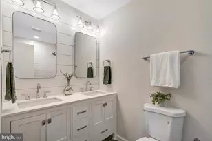 5416 Chatsworth Ct, Fairfax, VA 22032 - Photo 19