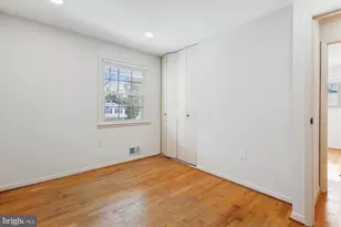 4904 Chanticleer Ave, Annandale, VA 22003 - Photo 17