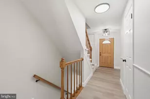 14462 Four Chimney Dr, Centreville, VA 20120 - Photo 21