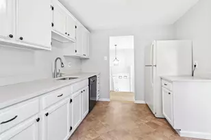 12712 Longleaf Ln, Herndon, VA 20170 - Photo 11