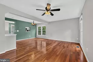 6221 Bella Dr, Centreville, VA 20121 - Photo 11