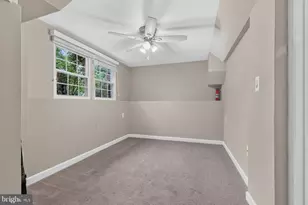 6221 Bella Dr, Centreville, VA 20121 - Photo 17