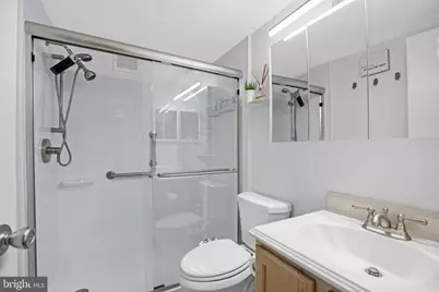 3101 S Manchester Street #510, Falls Church, VA 22044 - Photo 3