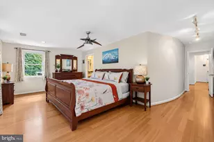 3725 Linda Ln, Annandale, VA 22003 - Photo 33