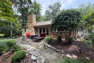 3725 Linda Ln, Annandale, VA 22003 - Photo 3