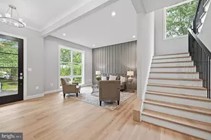 449 Lawyers Rd NW, Vienna, VA 22180 - Photo 27