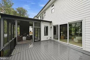 449 Lawyers Rd NW, Vienna, VA 22180 - Photo 75