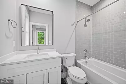 449 Lawyers Road NW, Vienna, VA 22180 - Photo 37