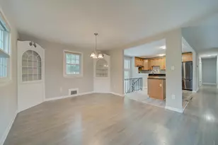 4837 Randolph Dr, Annandale, VA 22003 - Photo 13
