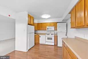 6284 Rose Hill Dr, Alexandria, VA 22310 - Photo 7