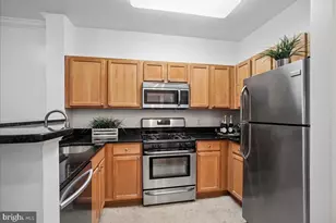 12000 Market St, Reston, VA 20190 - Photo 5