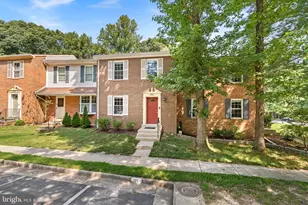 8942 Astongale Ct, Springfield, VA 22152 - Photo 3