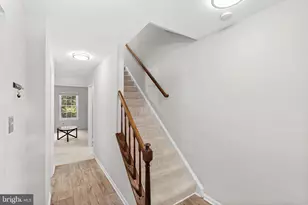 8942 Astongale Ct, Springfield, VA 22152 - Photo 5