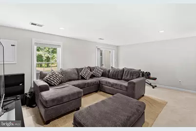 8942 Astongale Court, Springfield, VA 22152 - Photo 11