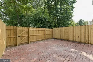 7607 Lee Landing Dr, Falls Church, VA 22043 - Photo 21