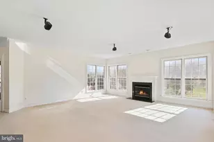11638 Forest Hill Ct, Fairfax, VA 22030 - Photo 15