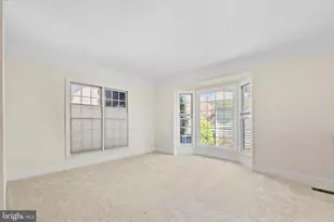 11638 Forest Hill Ct, Fairfax, VA 22030 - Photo 13