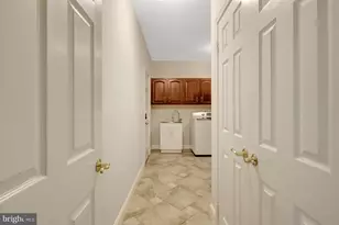 10608 Kilcormac Way, Fairfax Station, VA 22039 - Photo 29
