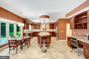 10608 Kilcormac Way, Fairfax Station, VA 22039 - Photo 11