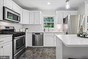 2012 Rampart Dr, Alexandria, VA 22308 - Photo 11