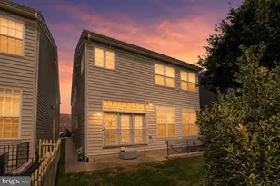 2507 Deer Wood Ct, Oak Hill, VA 20171 - Photo 3