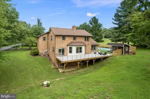 353 Gallop Wood Pl, Great Falls, VA 22066 - Photo 117