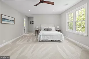 353 Gallop Wood Pl, Great Falls, VA 22066 - Photo 65