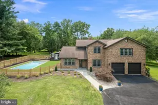 353 Gallop Wood Pl, Great Falls, VA 22066 - Photo 1