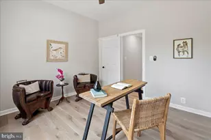 353 Gallop Wood Pl, Great Falls, VA 22066 - Photo 47