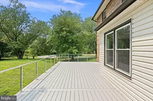 353 Gallop Wood Pl, Great Falls, VA 22066 - Photo 89