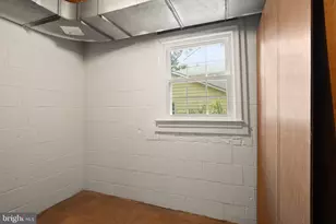 8104 Chivalry Rd, Annandale, VA 22003 - Photo 49