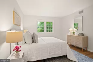 8104 Chivalry Rd, Annandale, VA 22003 - Photo 31