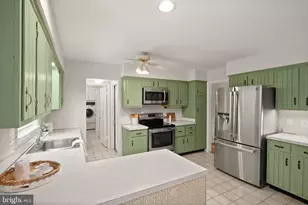 8104 Chivalry Rd, Annandale, VA 22003 - Photo 21
