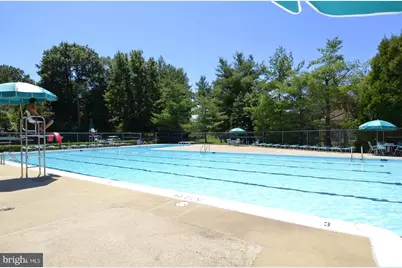 7864 Colonial Village Row, Annandale, VA 22003 - Photo 25