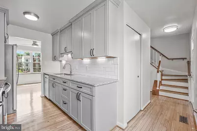 4151 Hamlin Court, Chantilly, VA 20151 - Photo 7