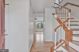4151 Hamlin Ct, Chantilly, VA 20151 - Photo 5