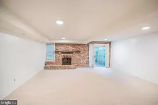6611 Rosecroft Pl, Falls Church, VA 22043 - Photo 29