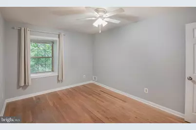 6611 Rosecroft Place, Falls Church, VA 22043 - Photo 19